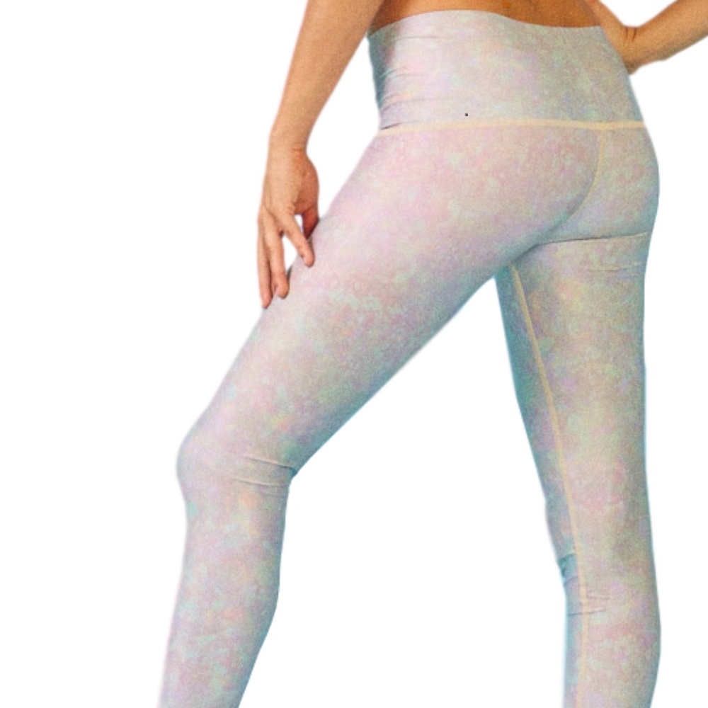 Teeki White Snake Opal Legging